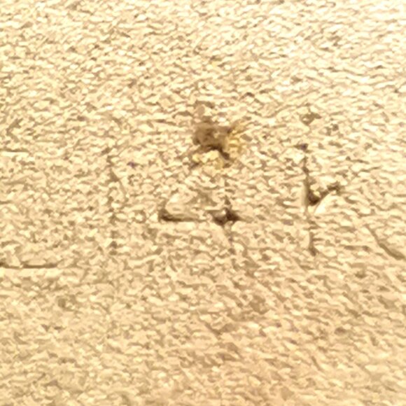 1985 14K Gold Oval Locket Pendant Diamond-Cut Floral TC Hallmark 2cm - Picture 15 of 15